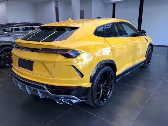 兰博基尼urus视频,速度与激情的奢华驾驭体验